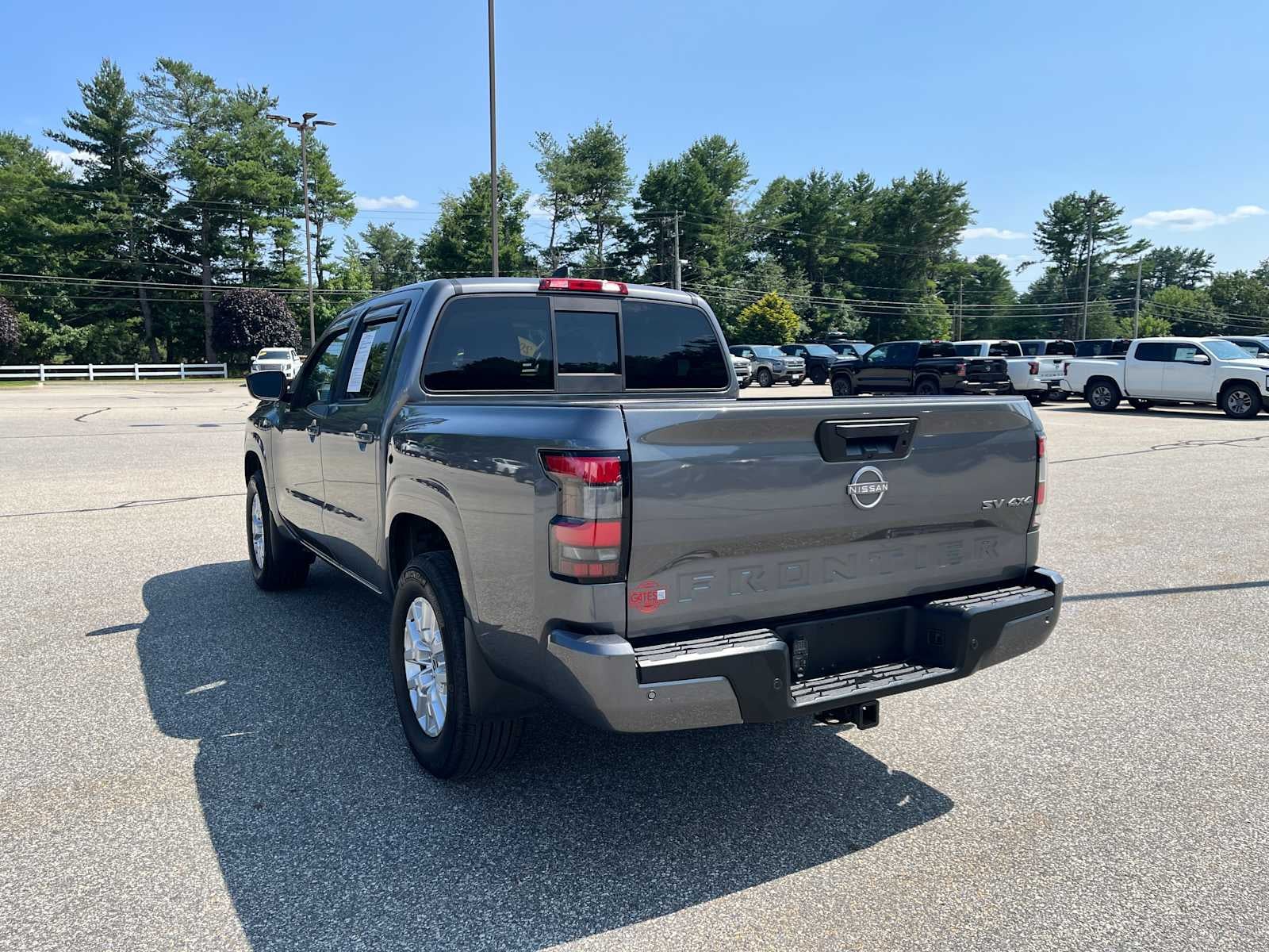 2022 Nissan Frontier SV