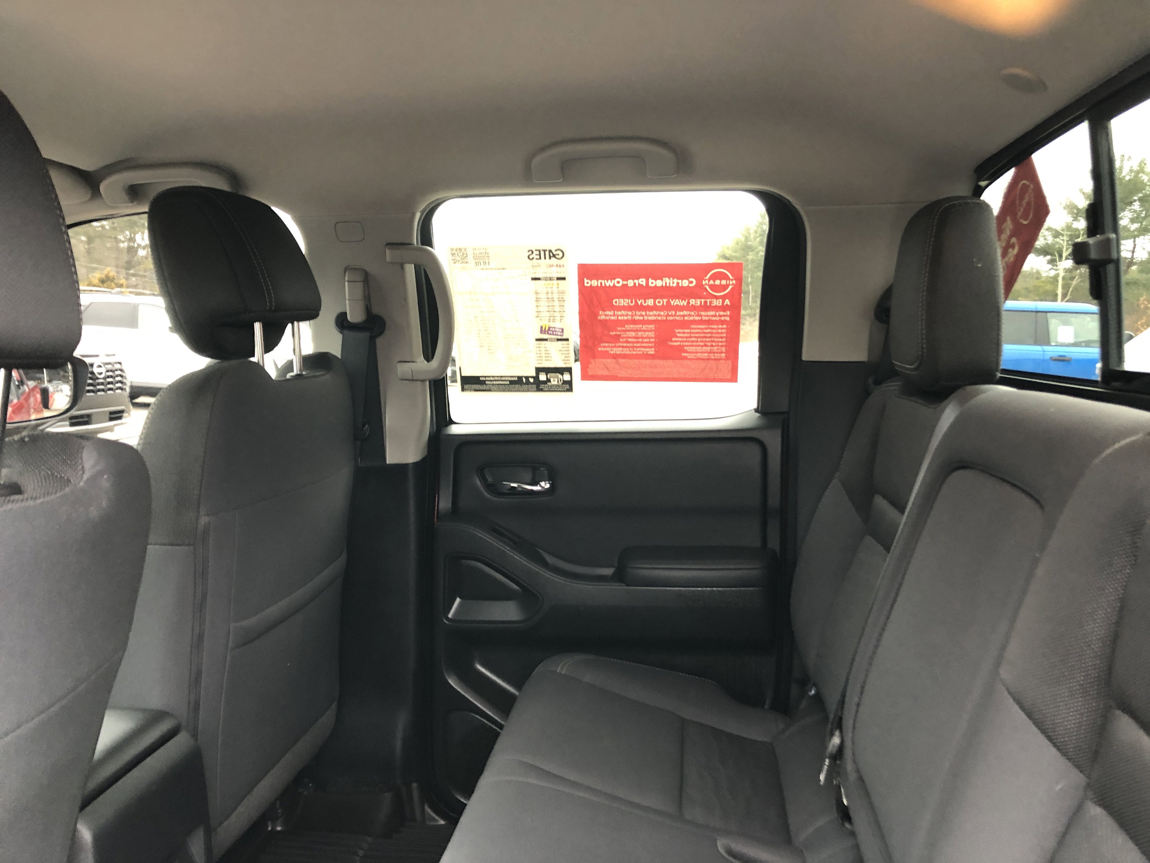 2023 Nissan Frontier SV