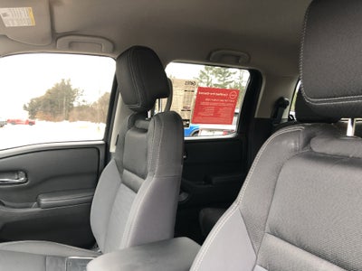 2023 Nissan Frontier SV