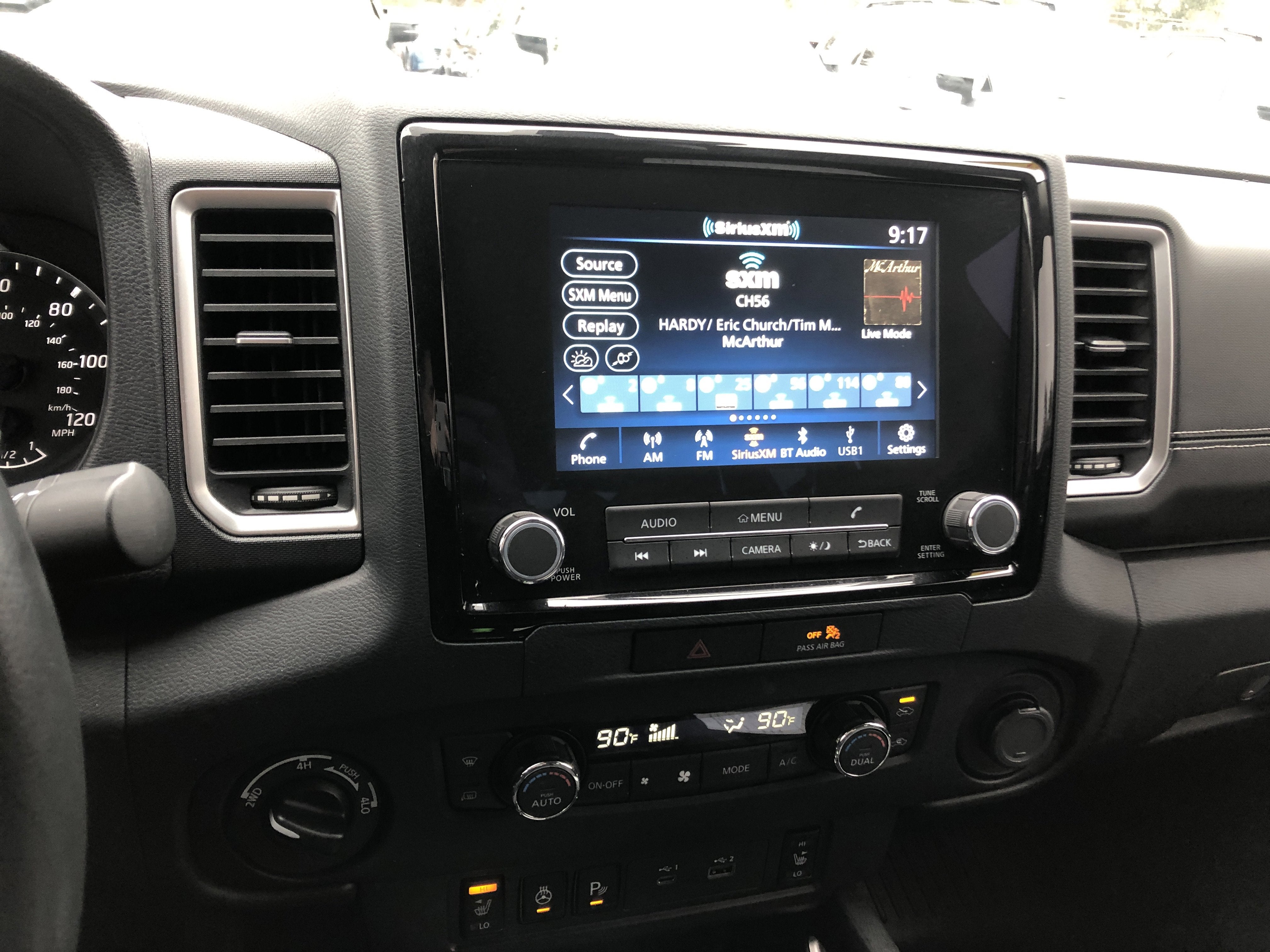 2023 Nissan Frontier SV