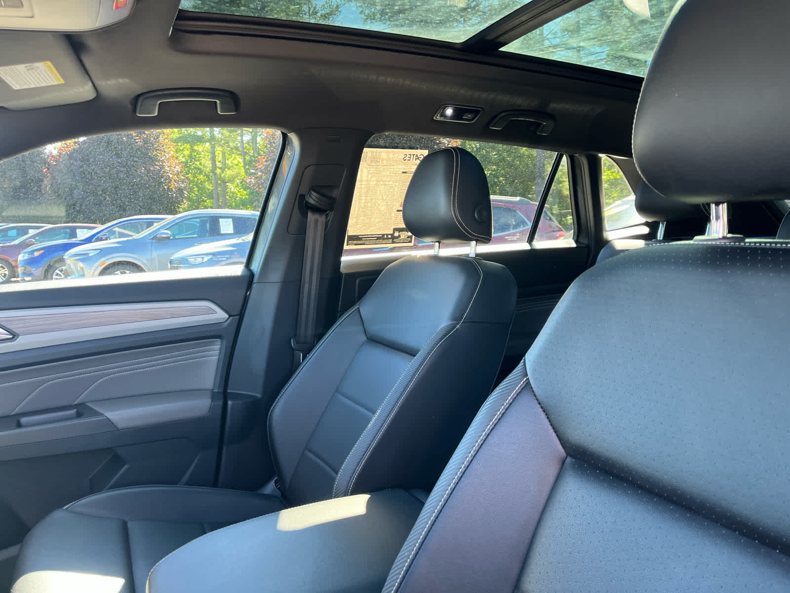 2022 Volkswagen Atlas Cross Sport 3.6L V6 SE w/Technology