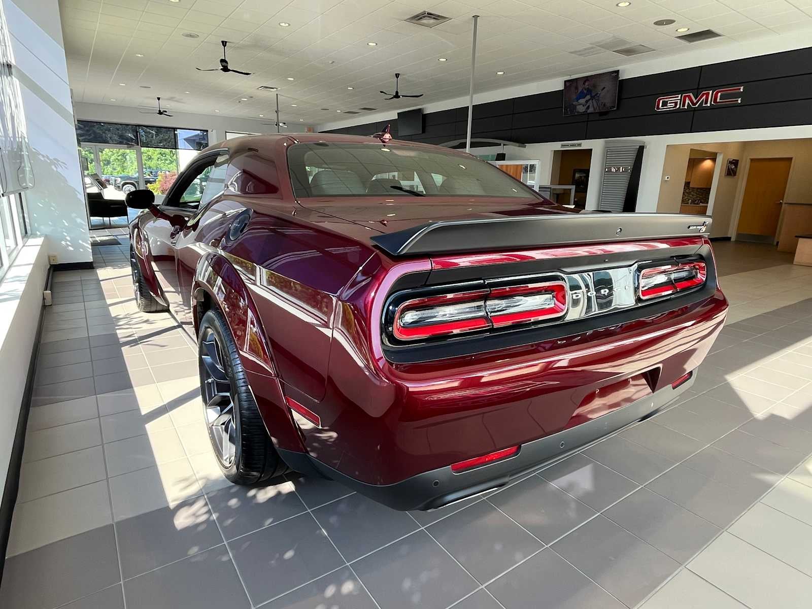 2022 Dodge Challenger R/T Scat Pack Widebody