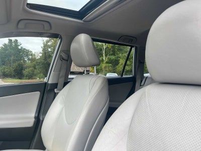 2011 Toyota RAV4 Ltd