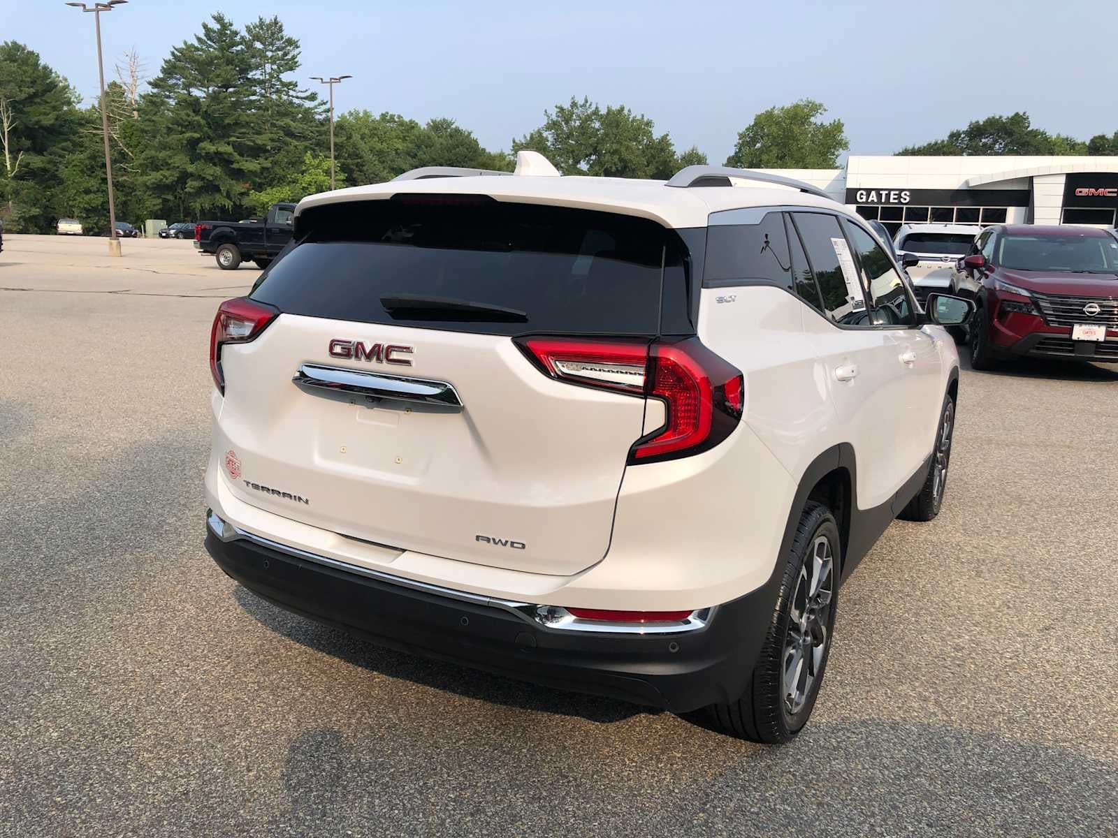 2023 GMC Terrain SLT