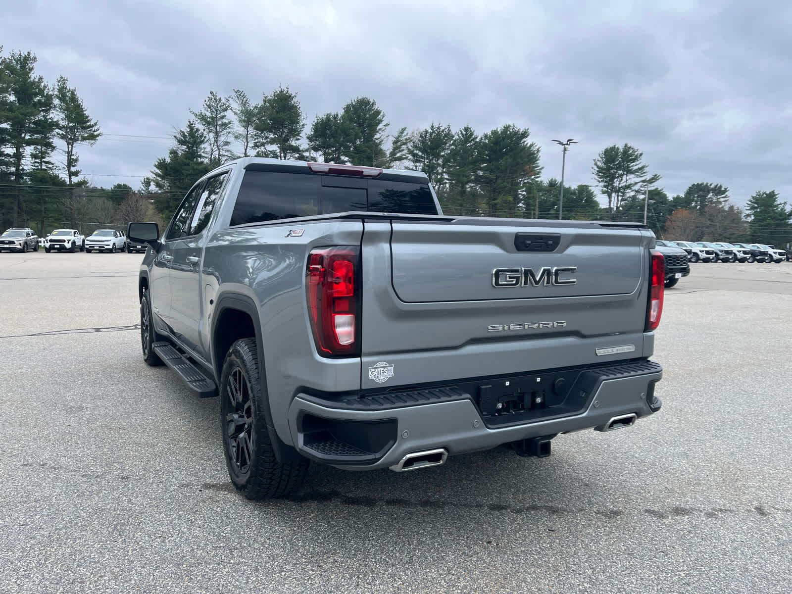 2025 GMC Sierra 1500 Elevation