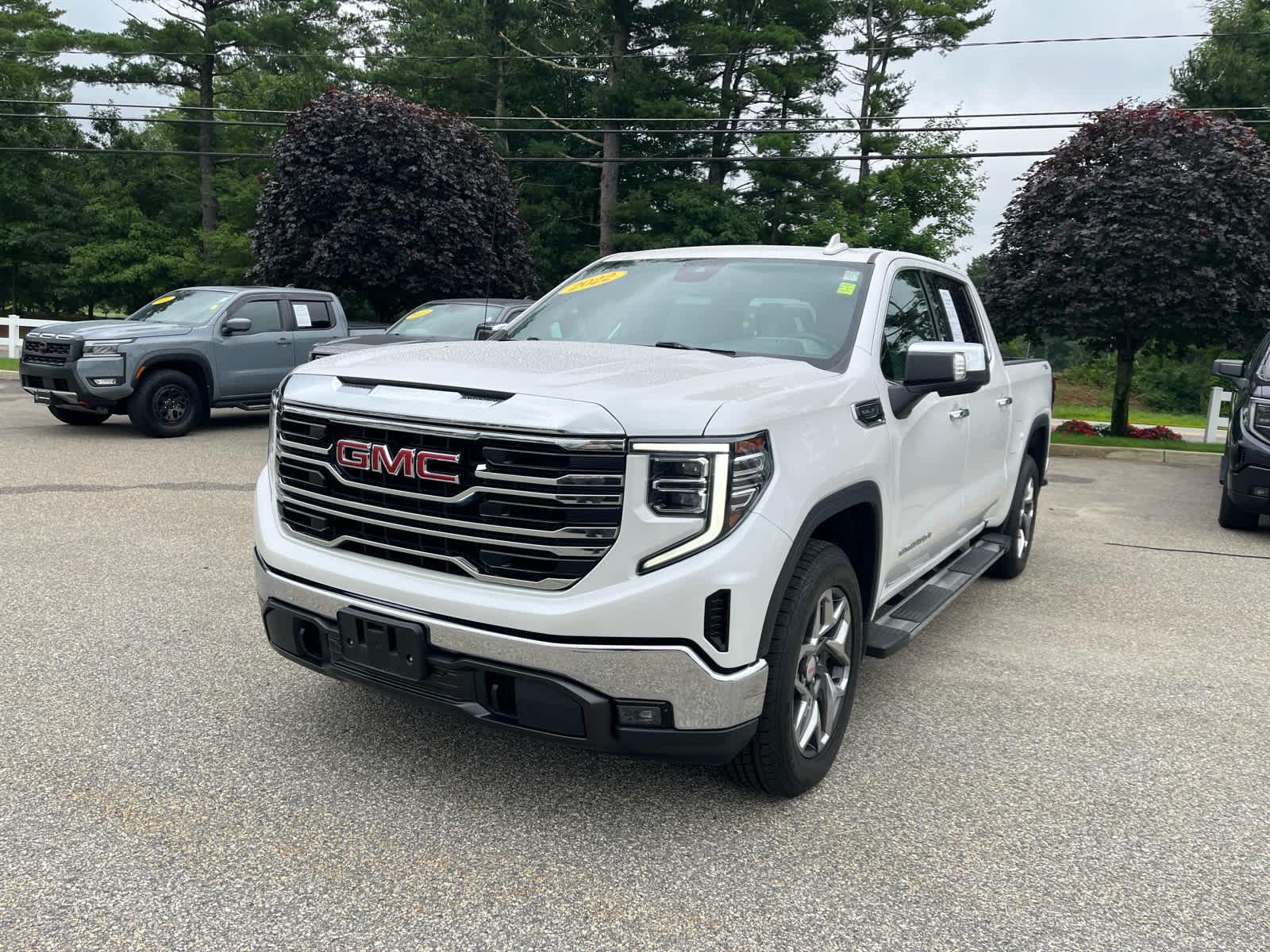 2022 GMC Sierra 1500 SLT