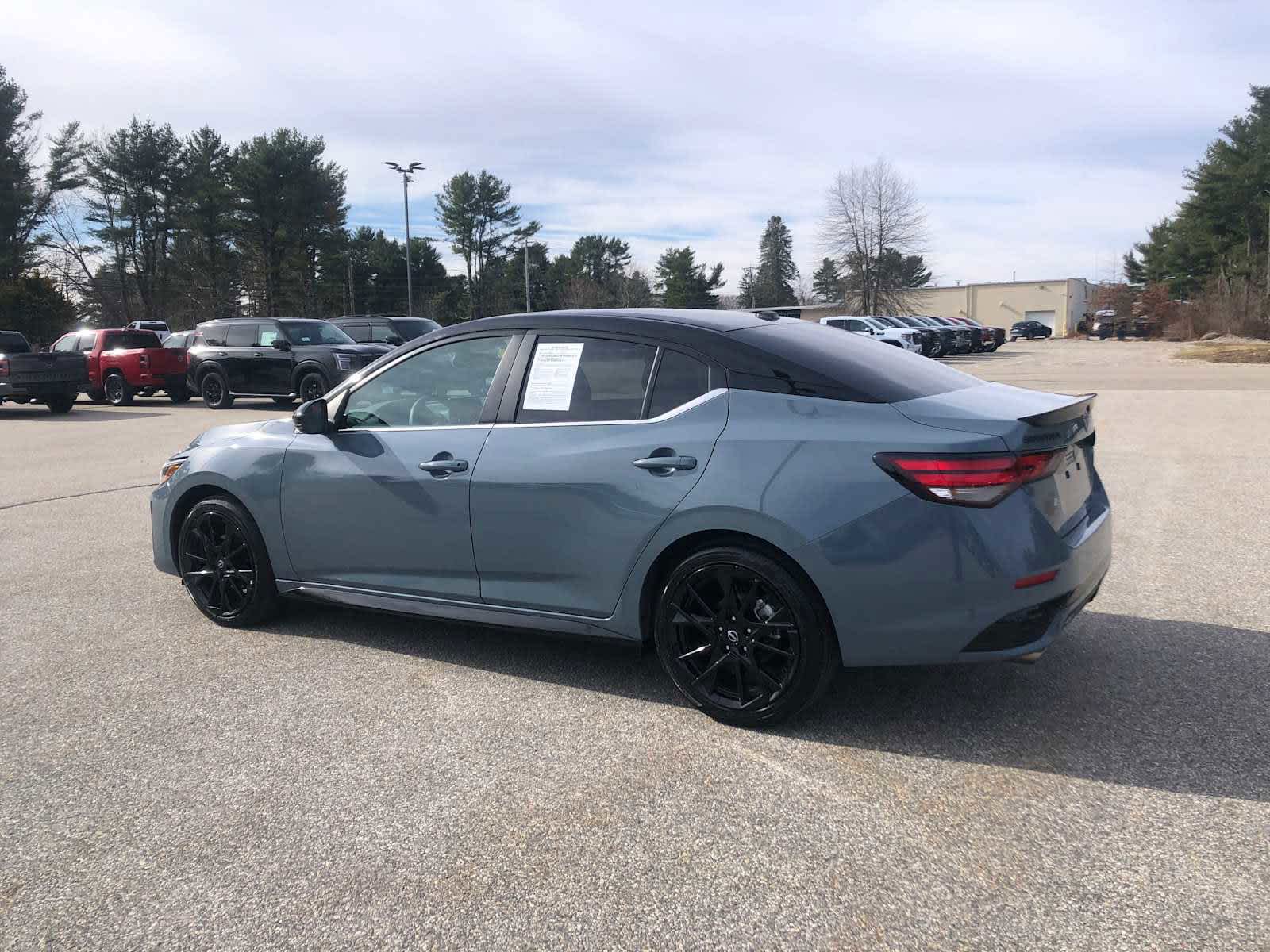 2025 Nissan Sentra SR