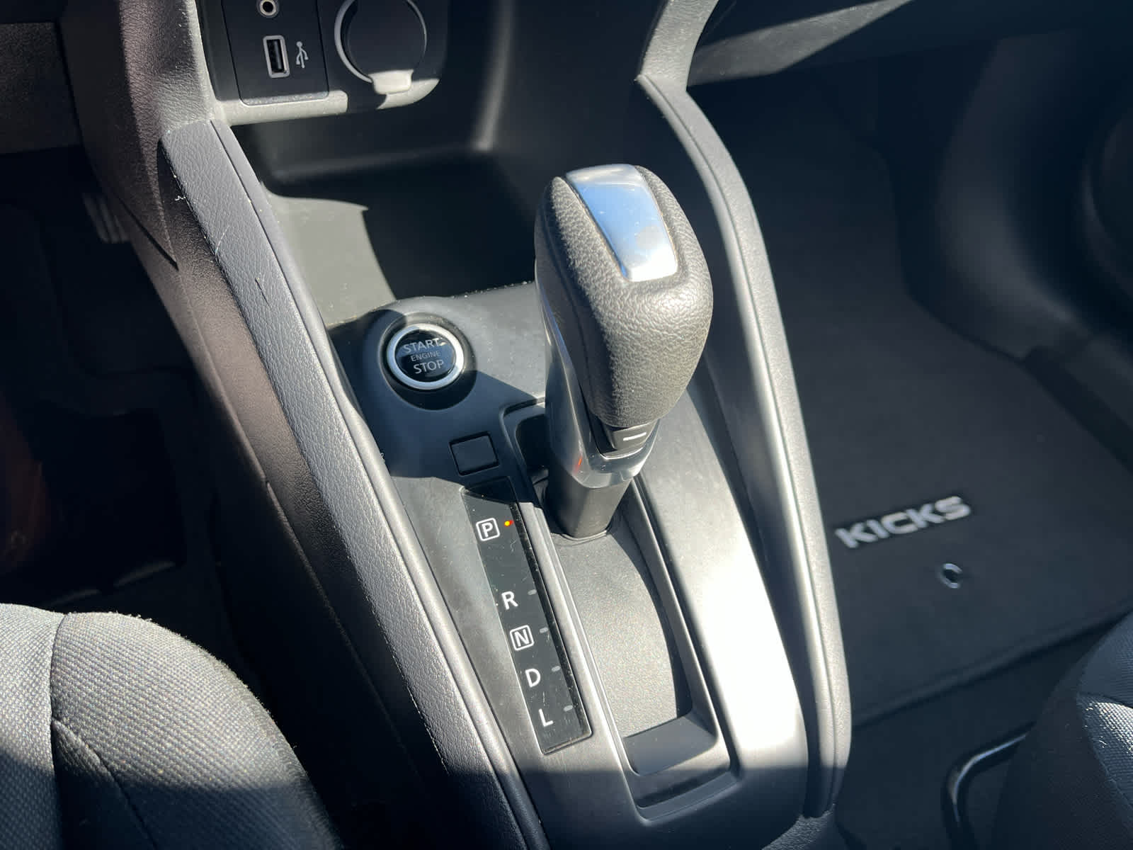 2023 Nissan Kicks S
