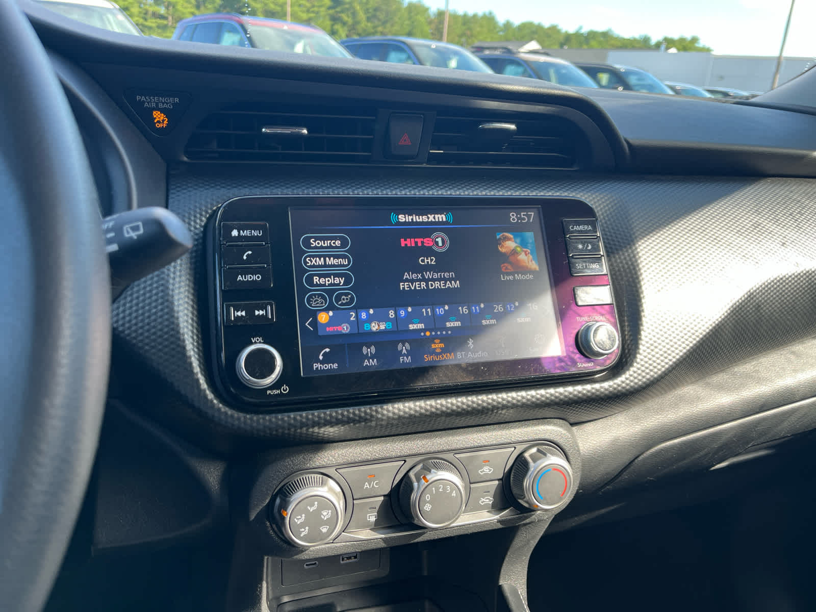 2023 Nissan Kicks SV