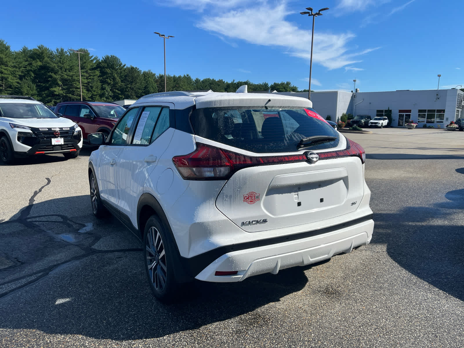 2023 Nissan Kicks SV