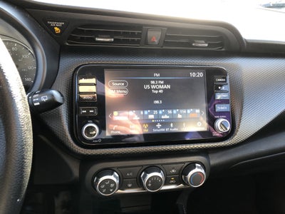 2023 Nissan Kicks SV