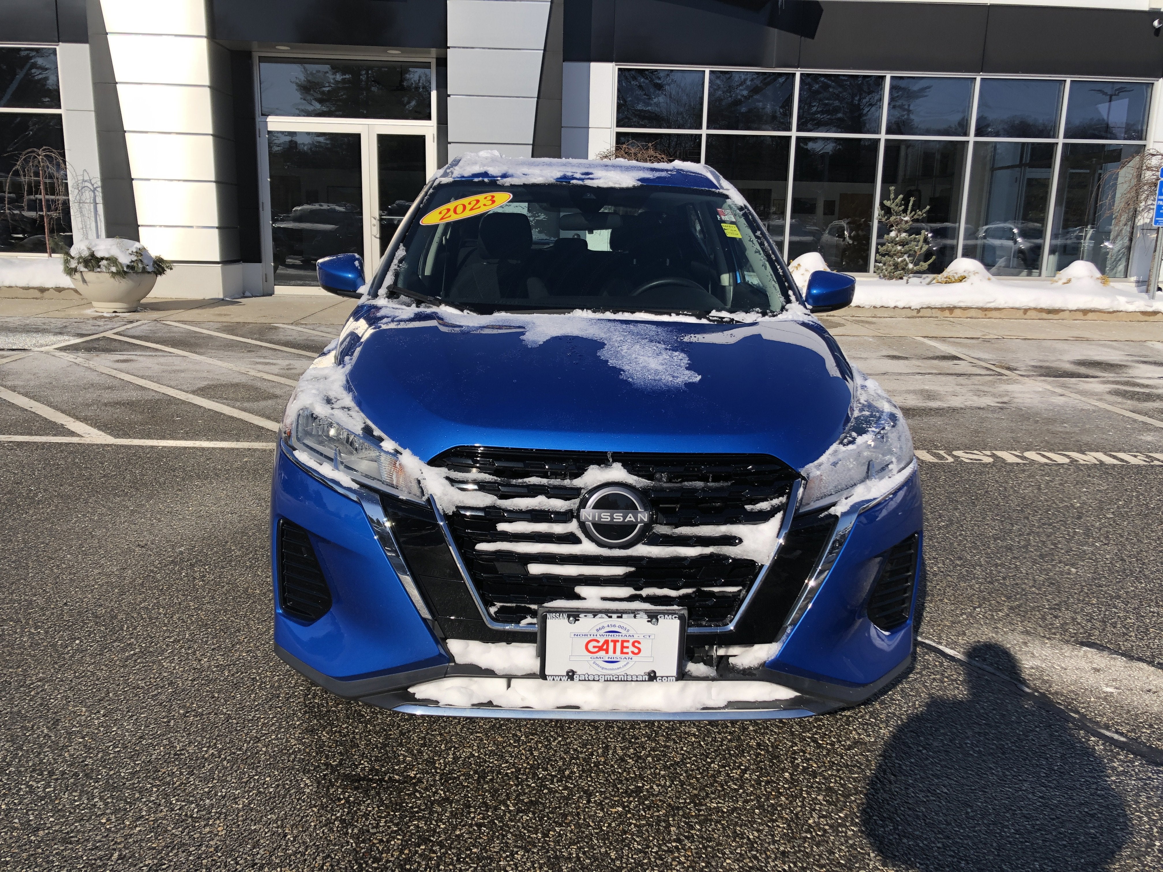 2023 Nissan Kicks SV