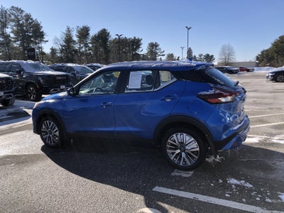 2023 Nissan Kicks SV