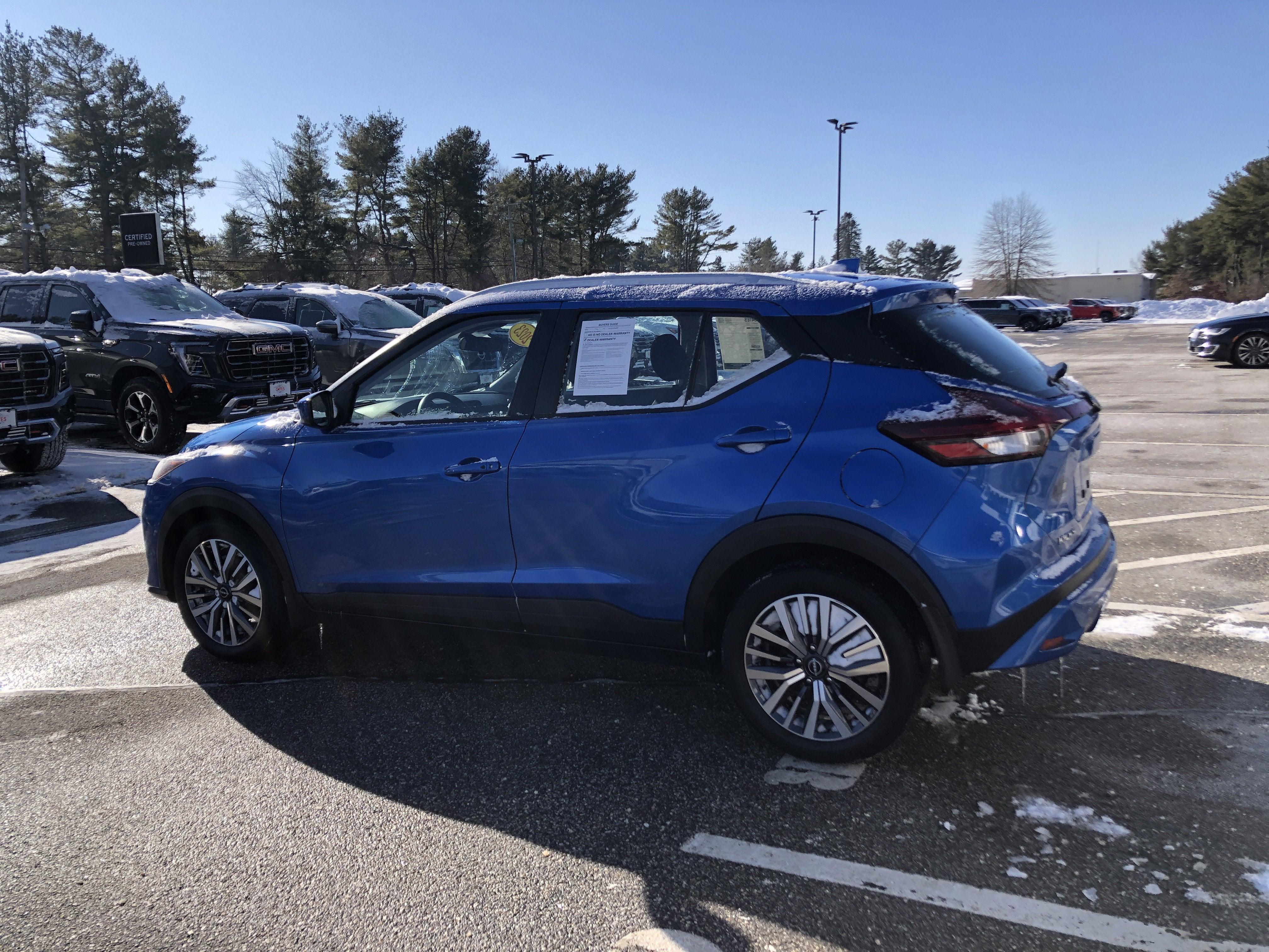 2023 Nissan Kicks SV