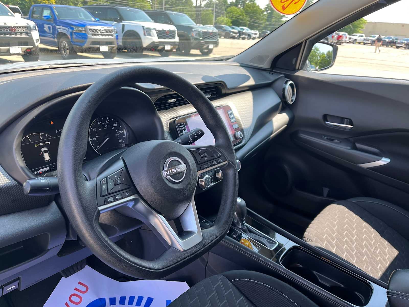 2023 Nissan Kicks SV