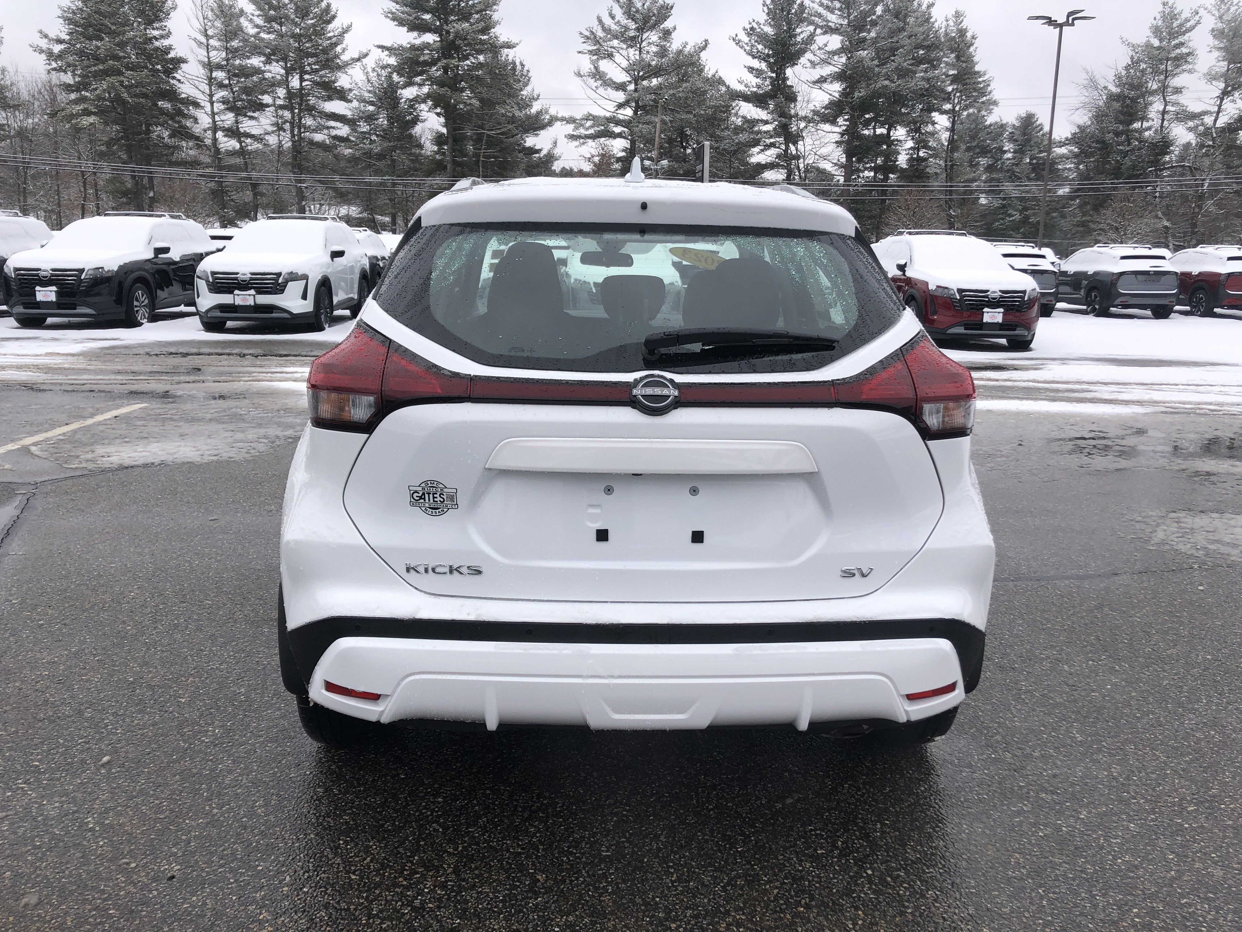 2023 Nissan Kicks SV