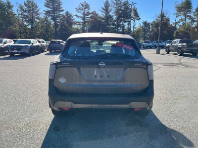 2025 Nissan Kicks S