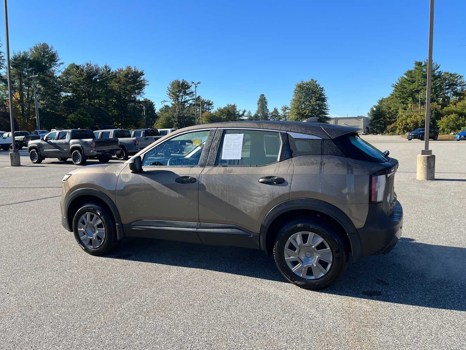 2025 Nissan Kicks S