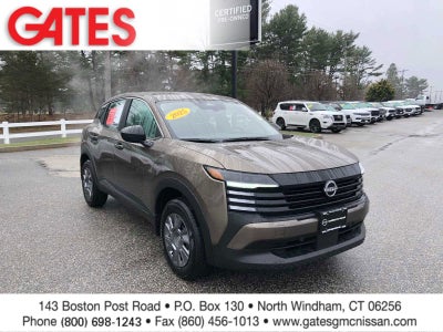 2025 Nissan Kicks S