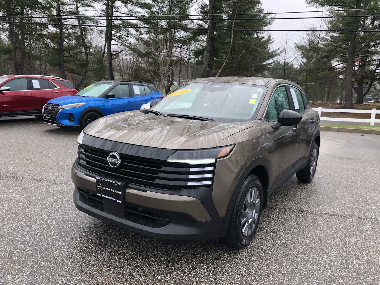 2025 Nissan Kicks S