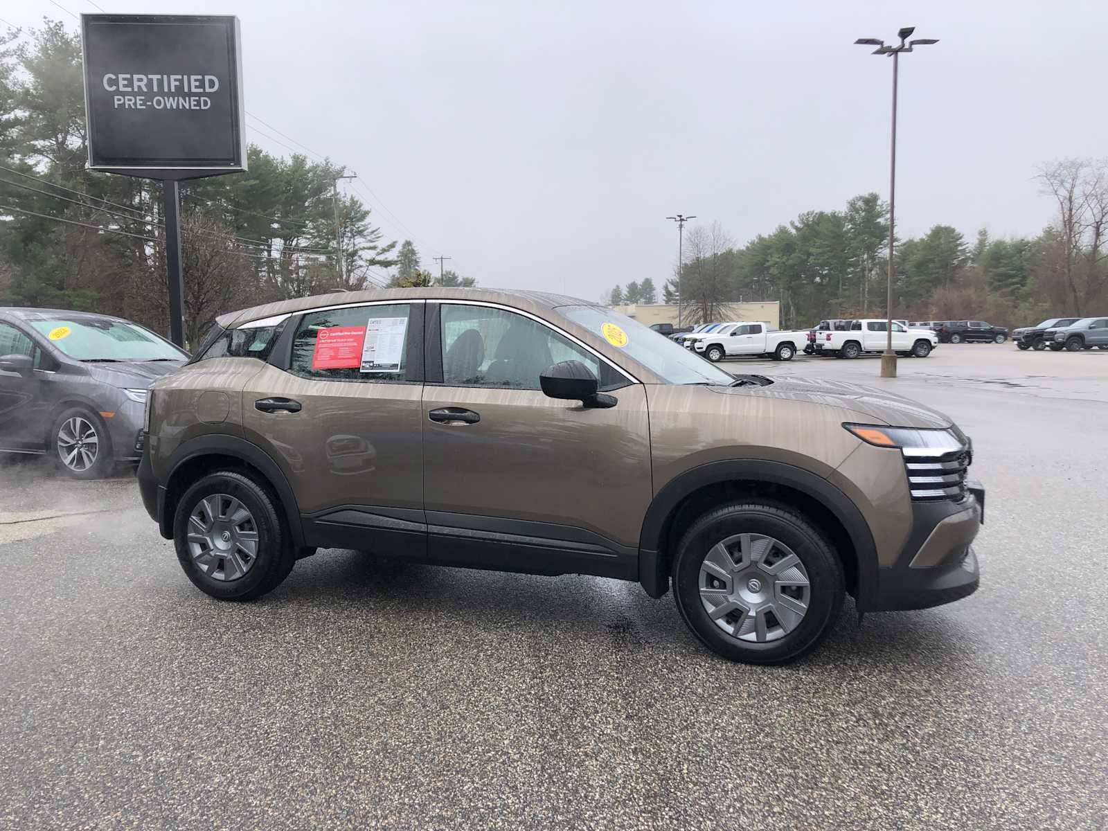 2025 Nissan Kicks S
