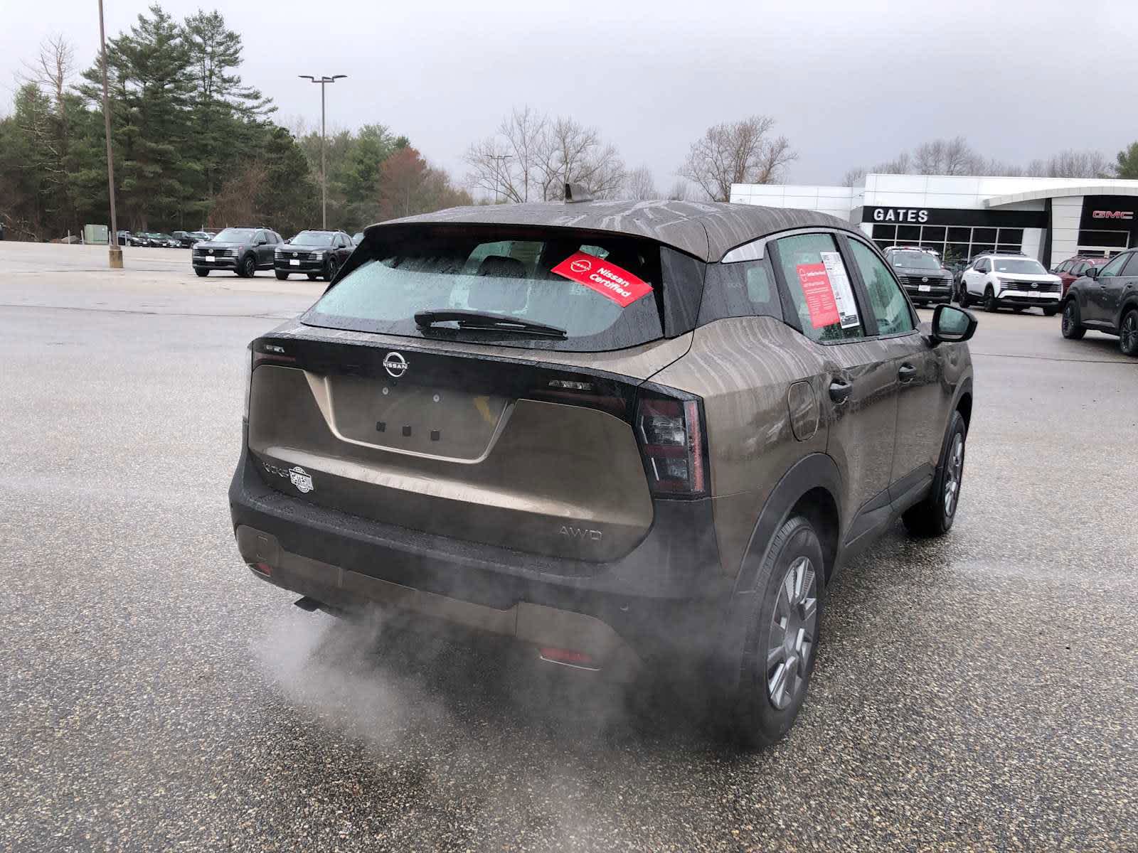 2025 Nissan Kicks S