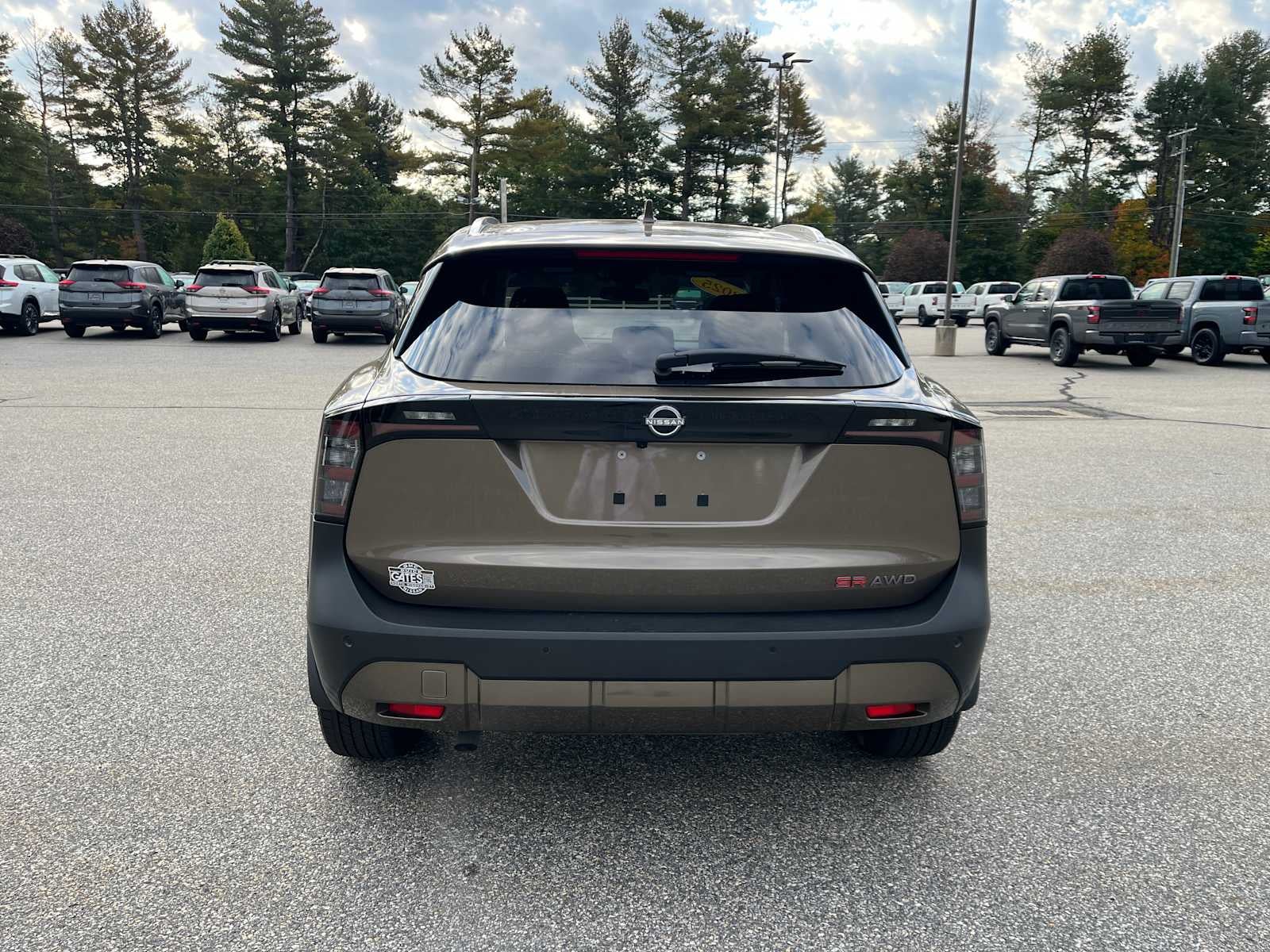 2025 Nissan Kicks SR
