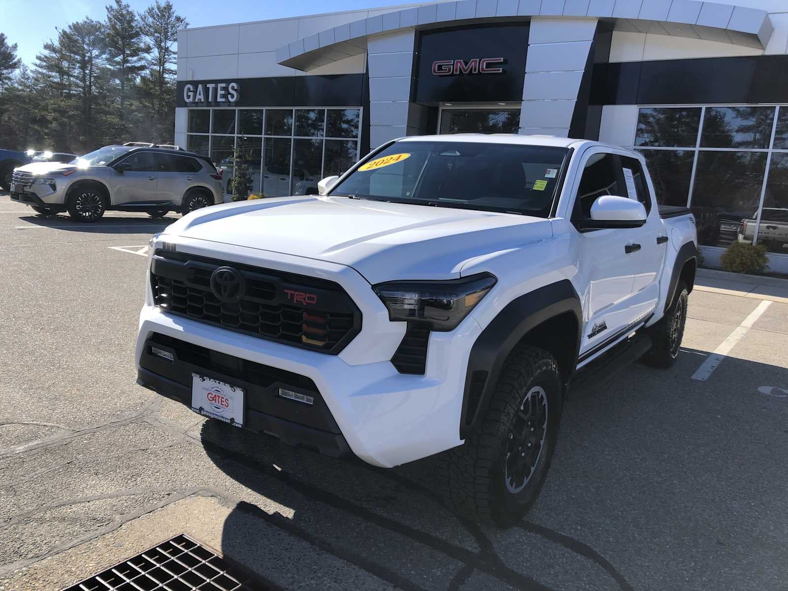 2024 Toyota Tacoma 4WD SR5