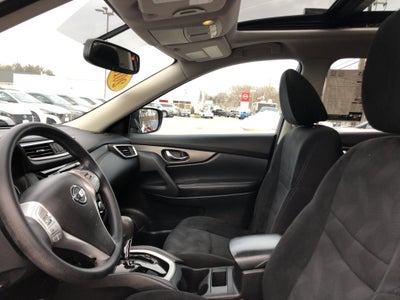 2016 Nissan Rogue SV