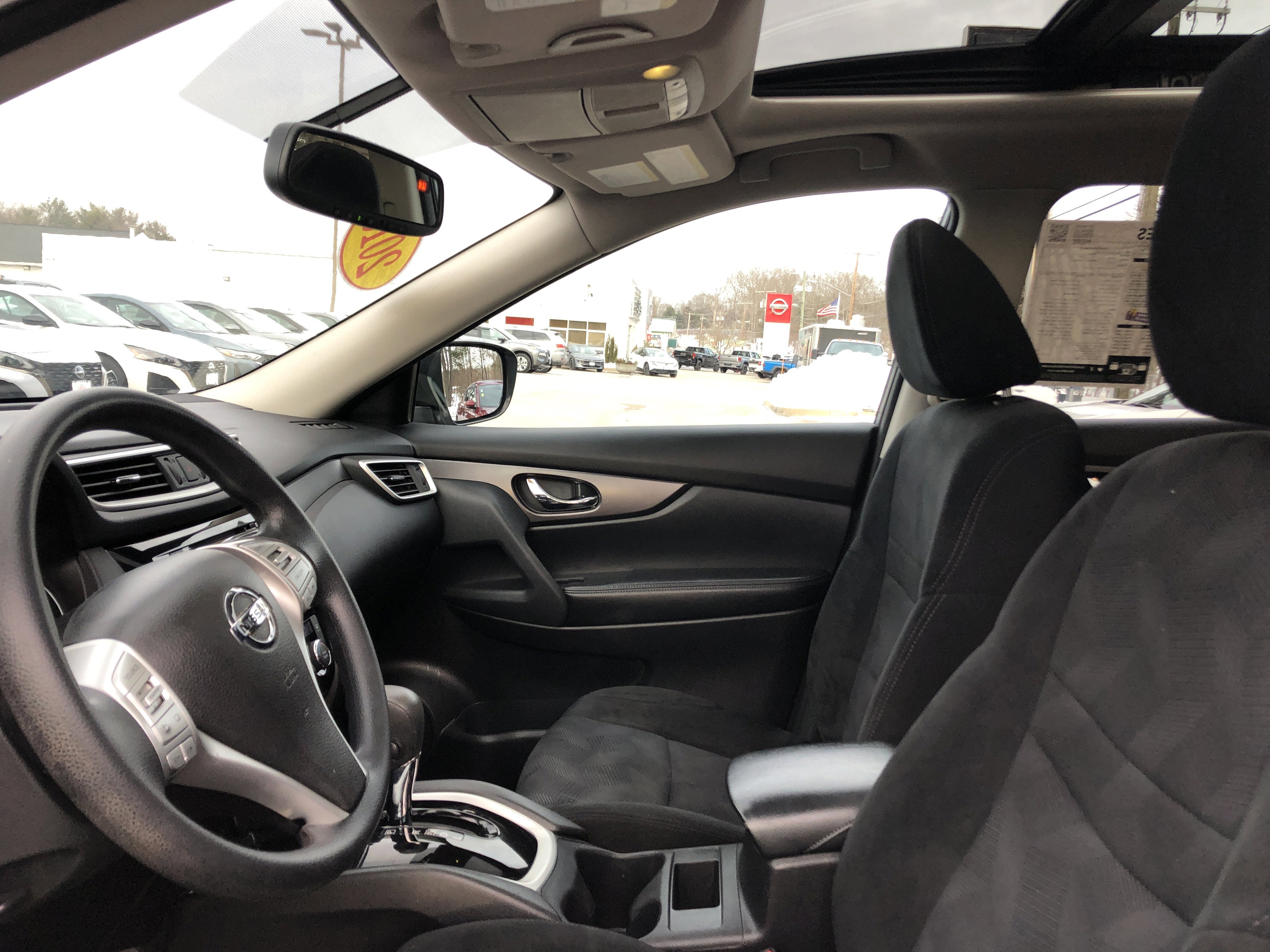 2016 Nissan Rogue SV