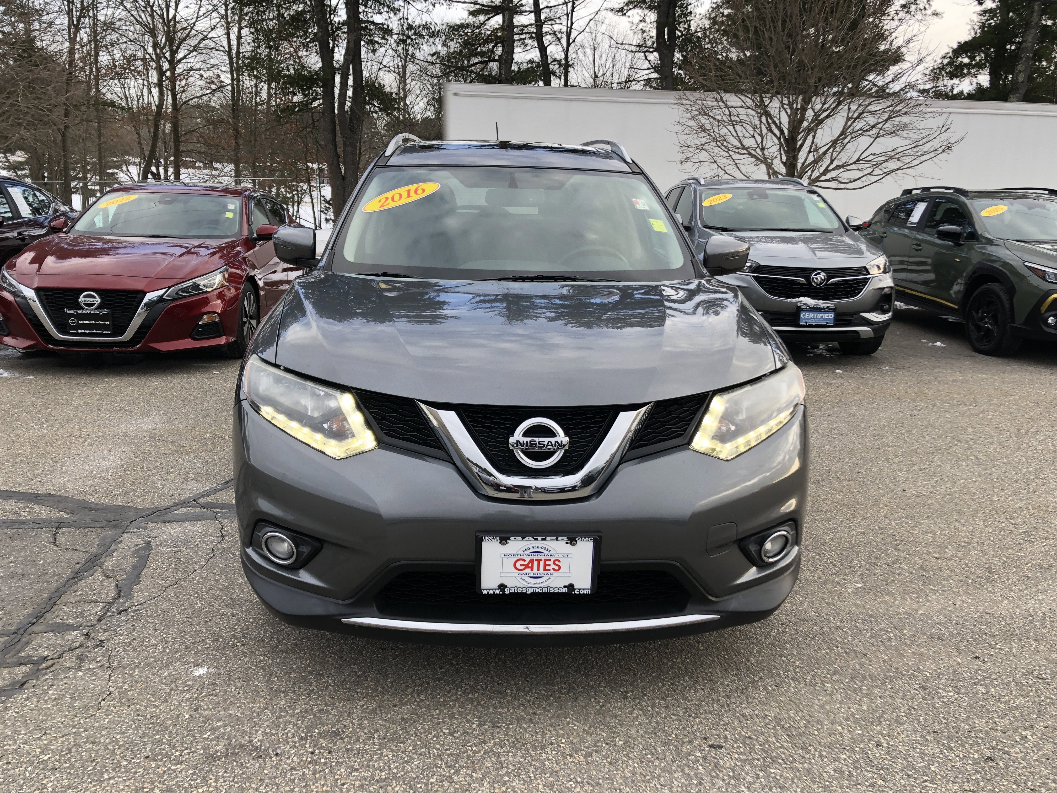 2016 Nissan Rogue SV