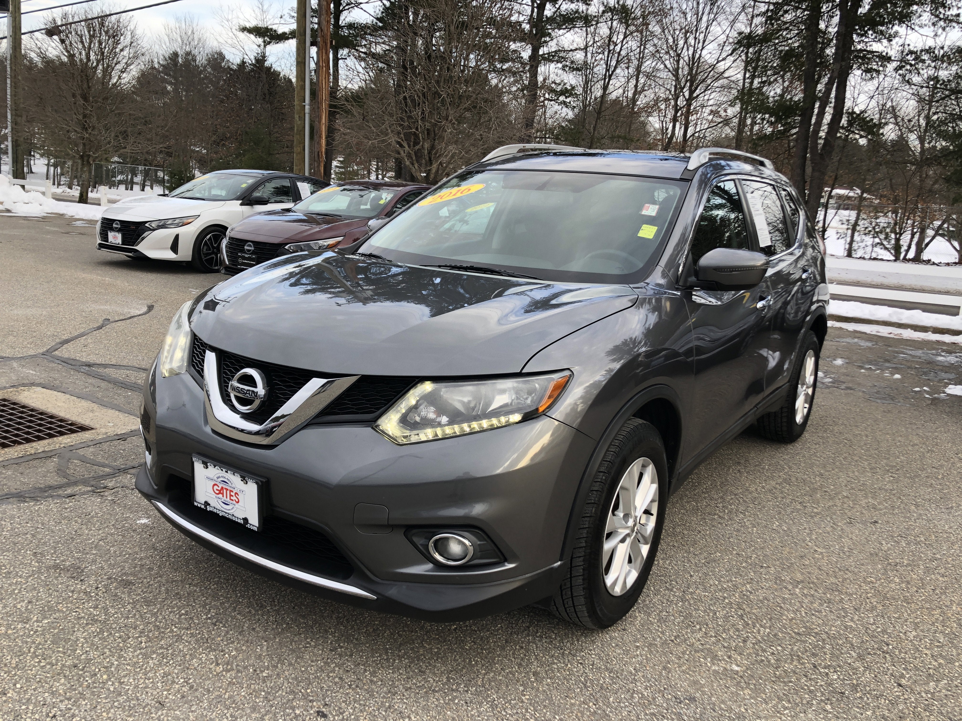 2016 Nissan Rogue SV