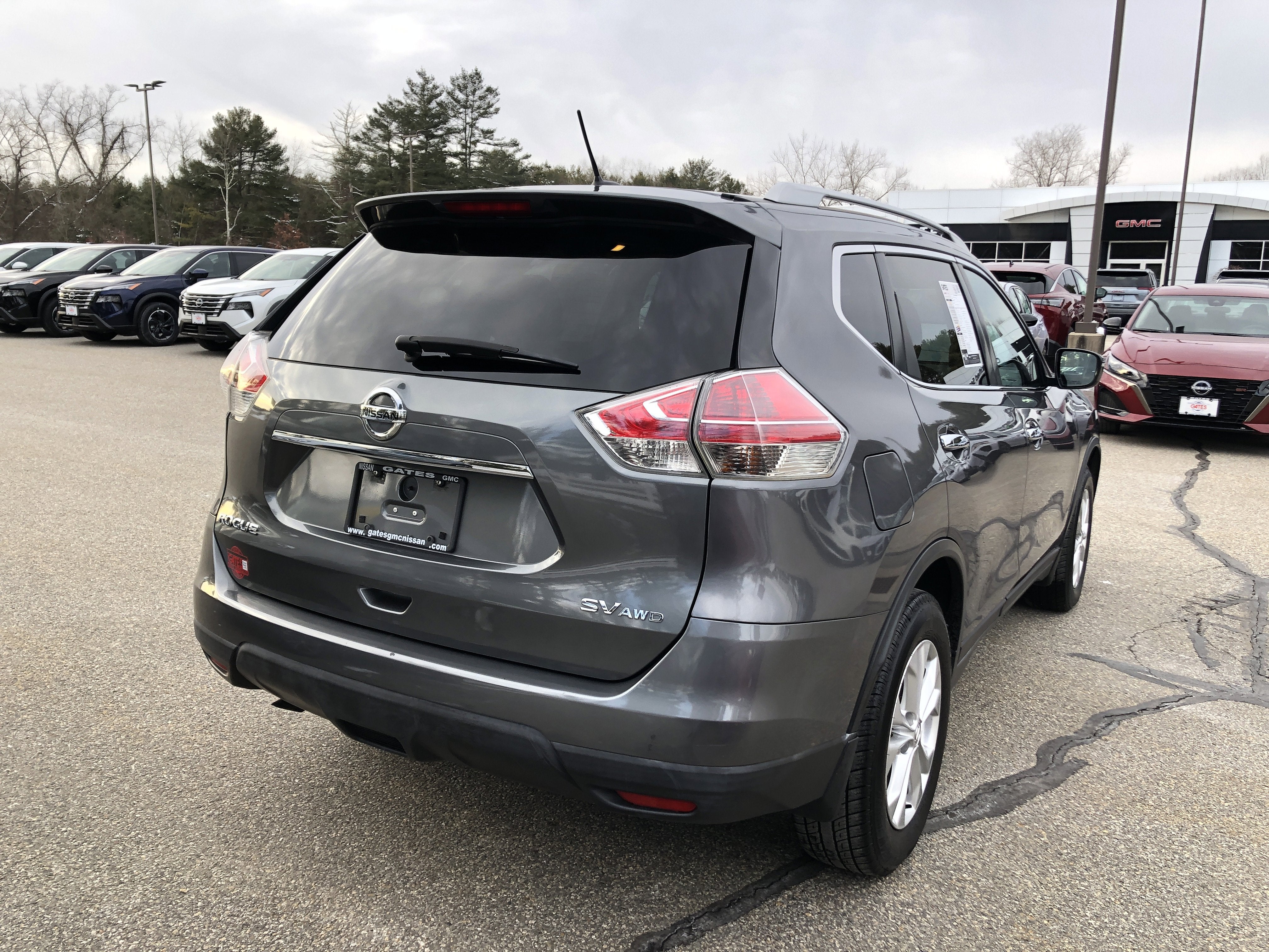 2016 Nissan Rogue SV