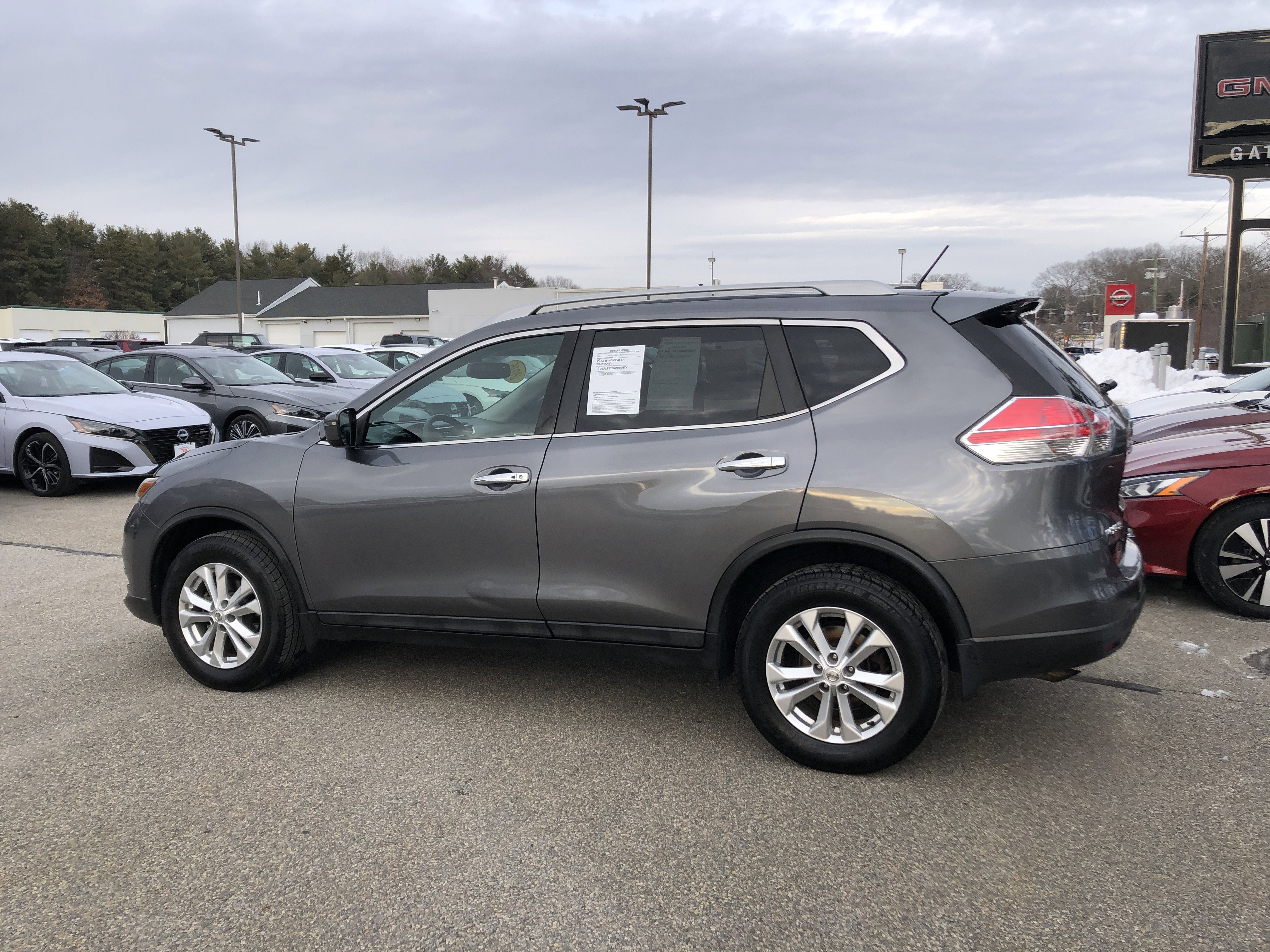 2016 Nissan Rogue SV
