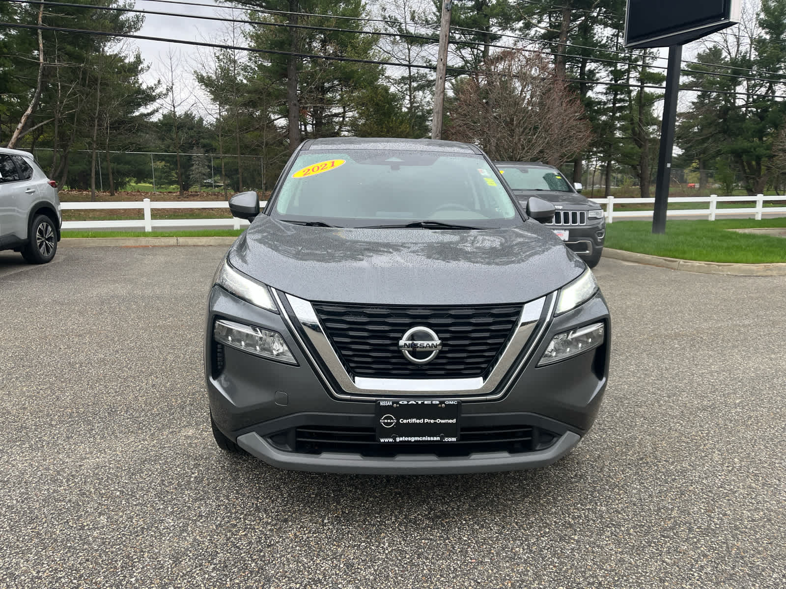 2021 Nissan Rogue SV