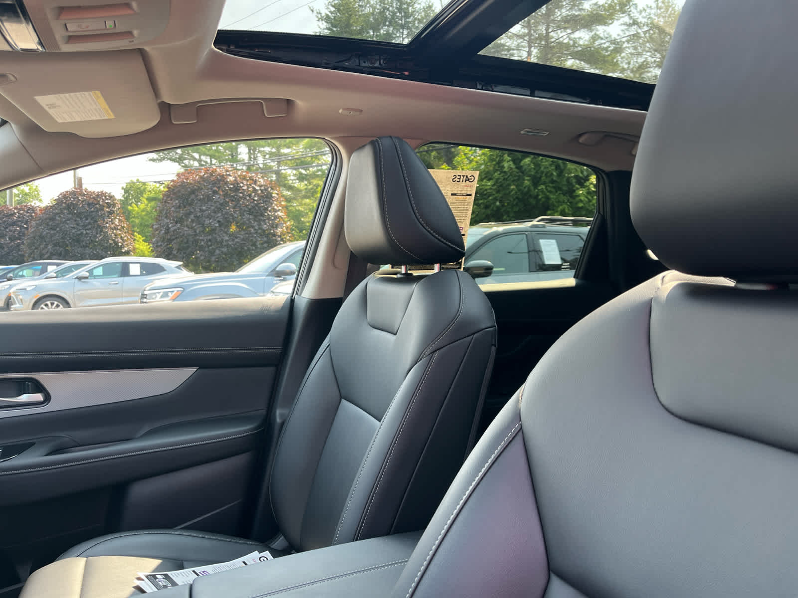 2025 Nissan Murano SL