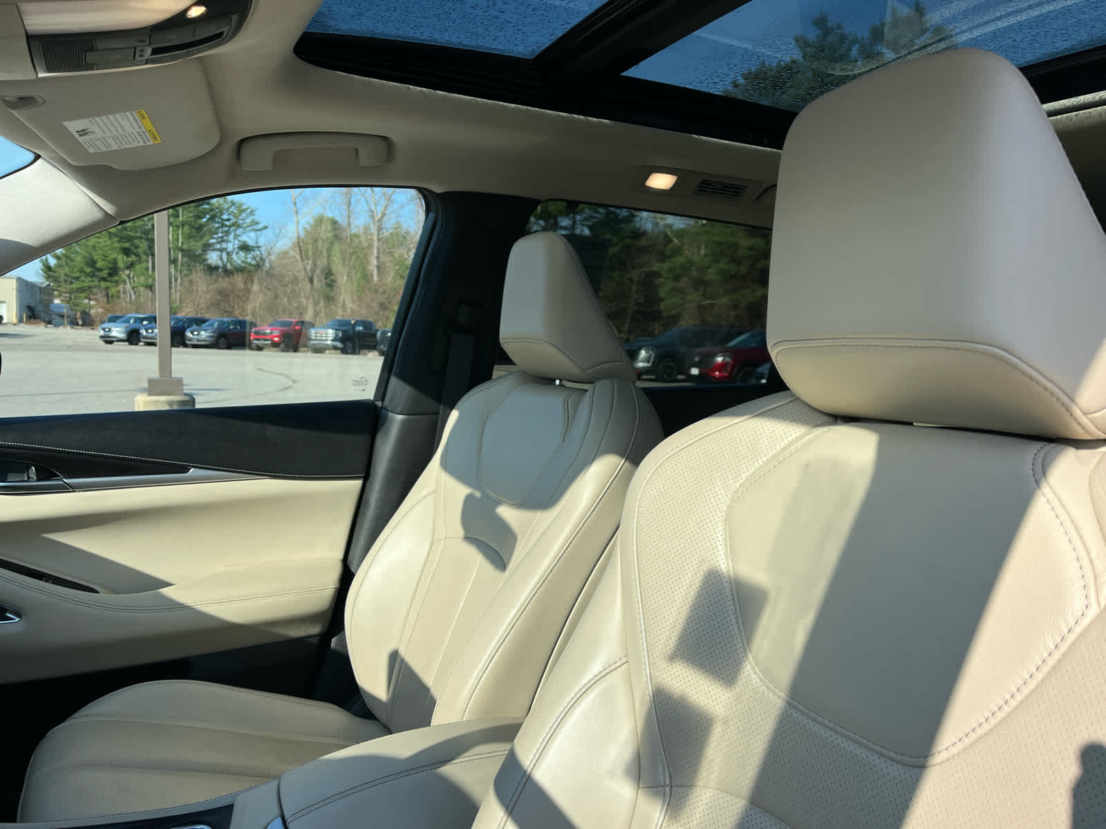 2023 INFINITI QX60 SENSORY