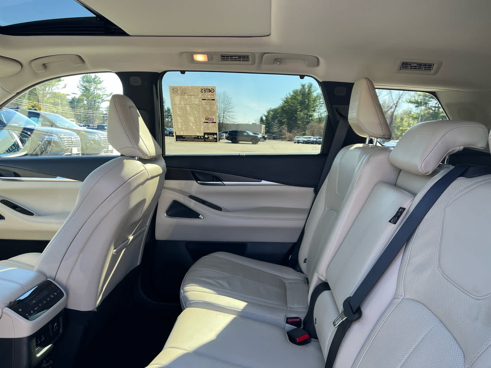2023 INFINITI QX60 SENSORY
