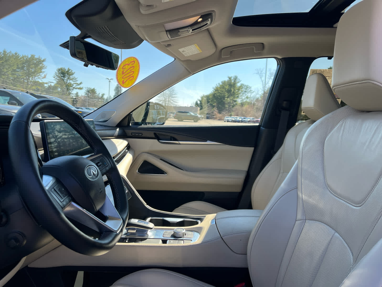 2023 INFINITI QX60 SENSORY