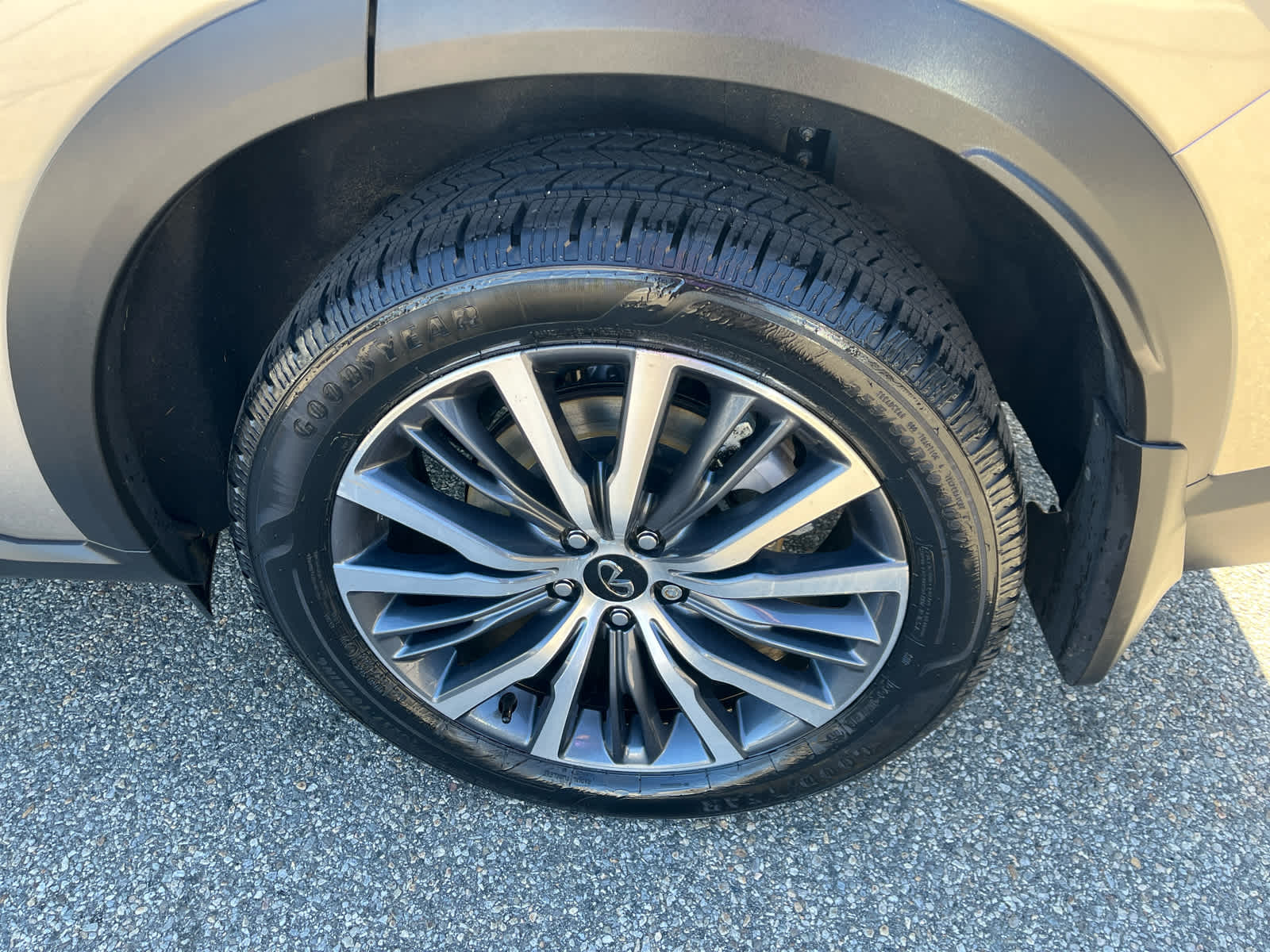 2023 INFINITI QX60 SENSORY