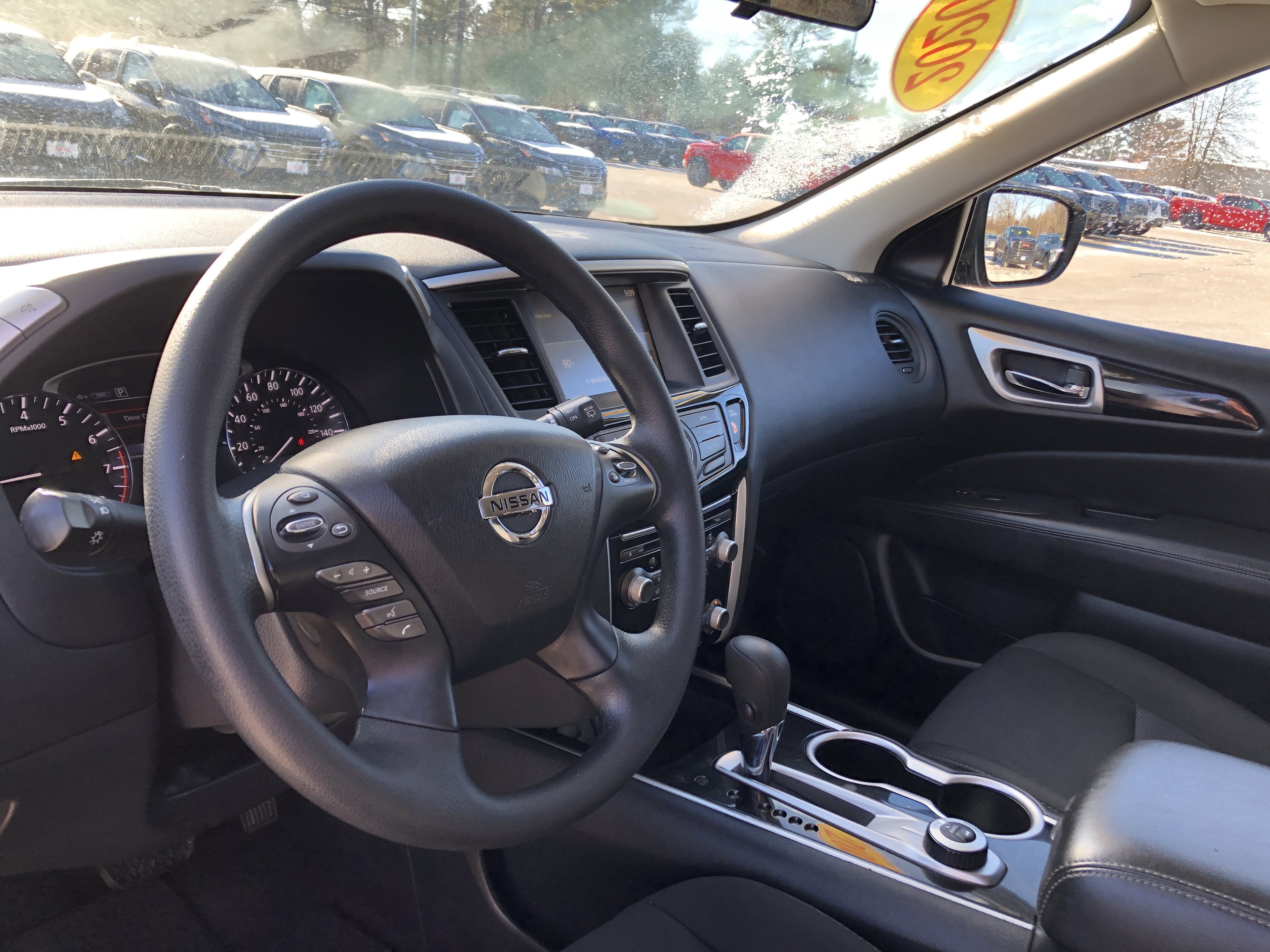 2020 Nissan Pathfinder S