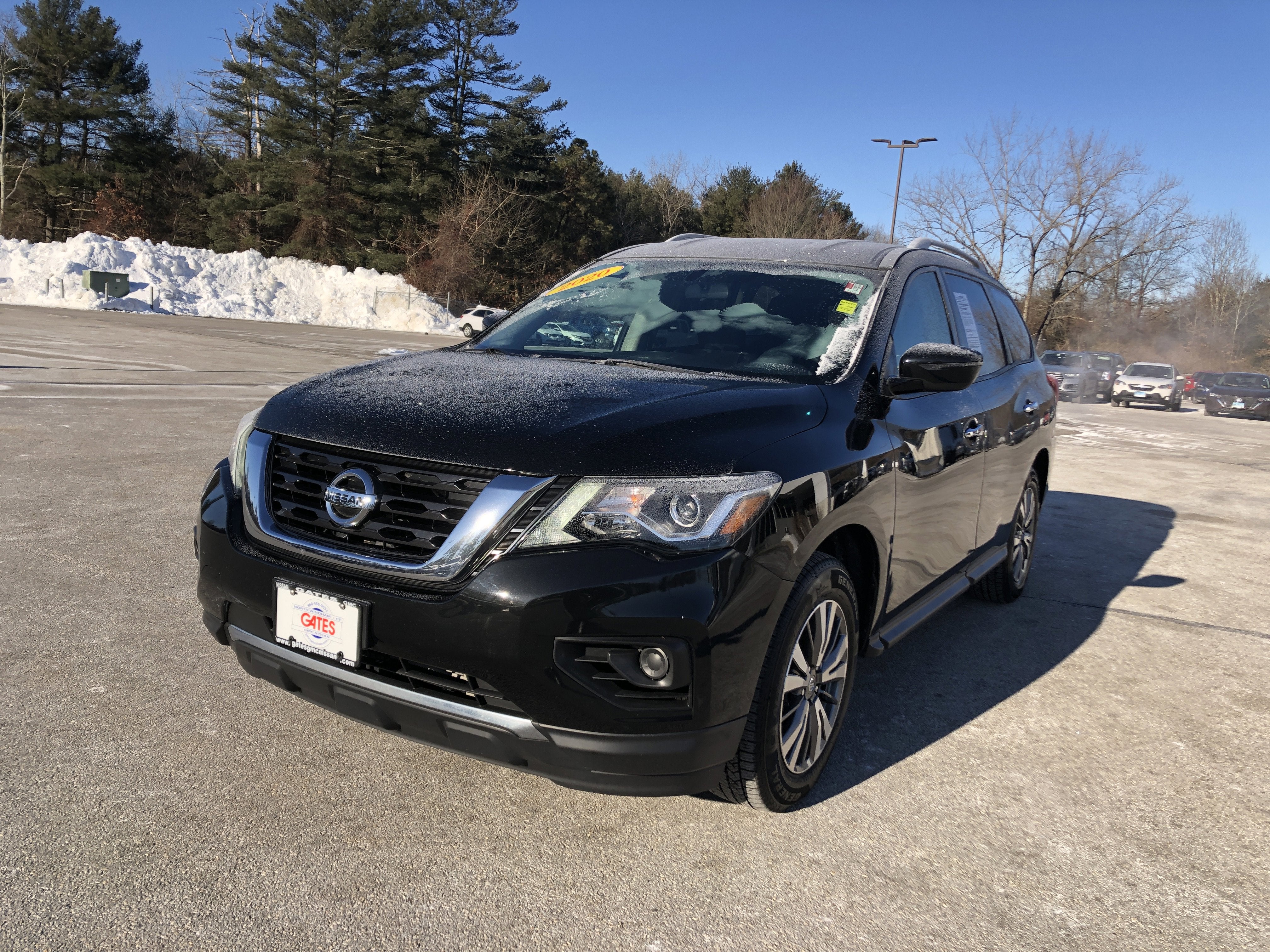 2020 Nissan Pathfinder S