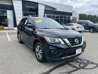 2020 Nissan Pathfinder S