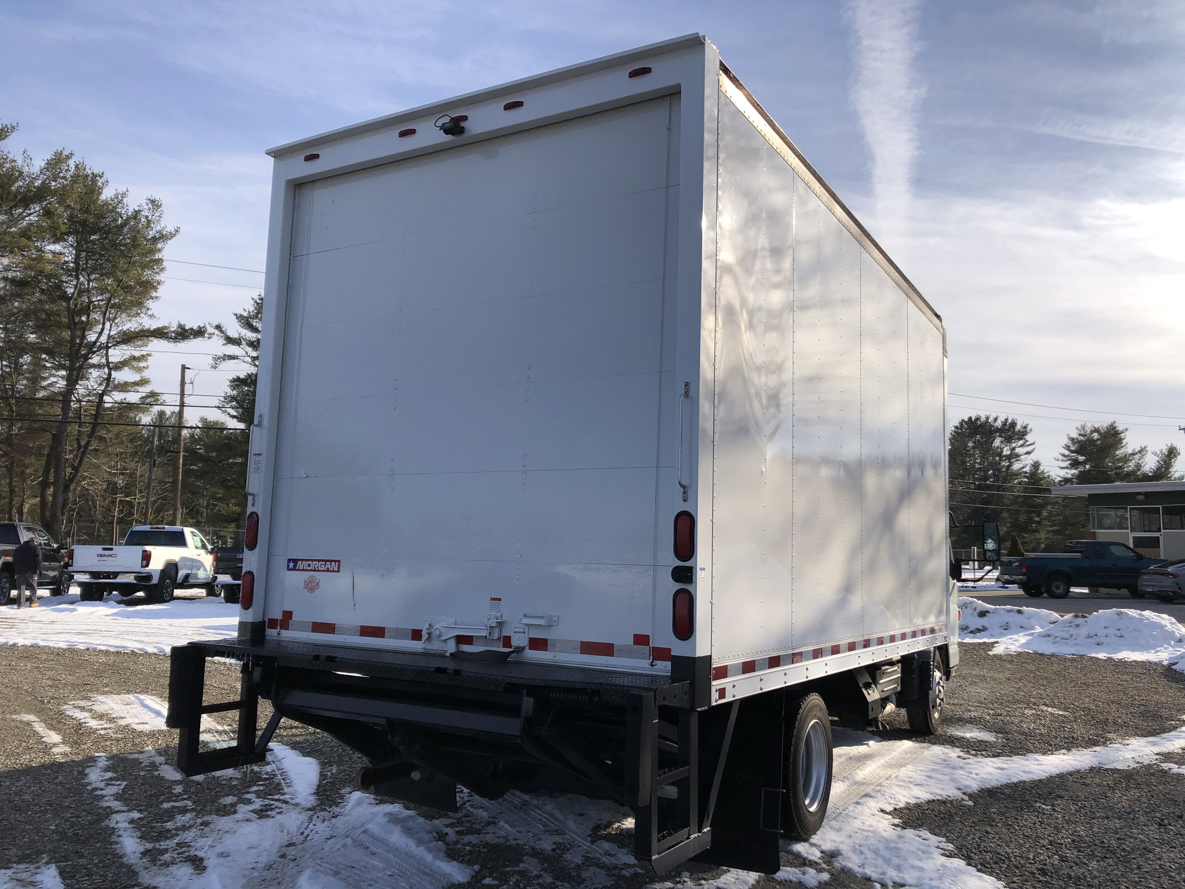 2015 Mitsubishi FUSO Base
