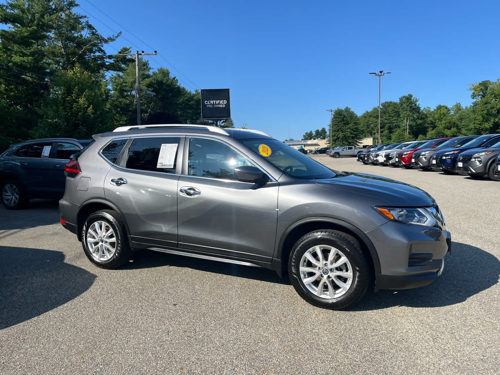 2020 Nissan Rogue SV
