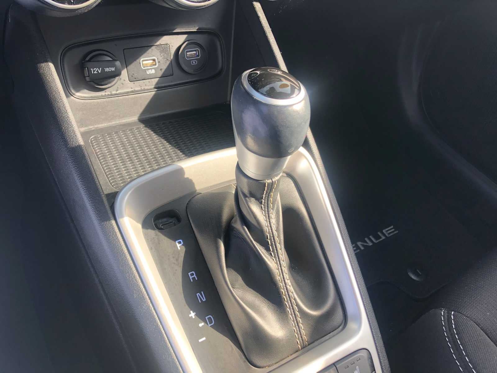 2021 Hyundai Venue SEL