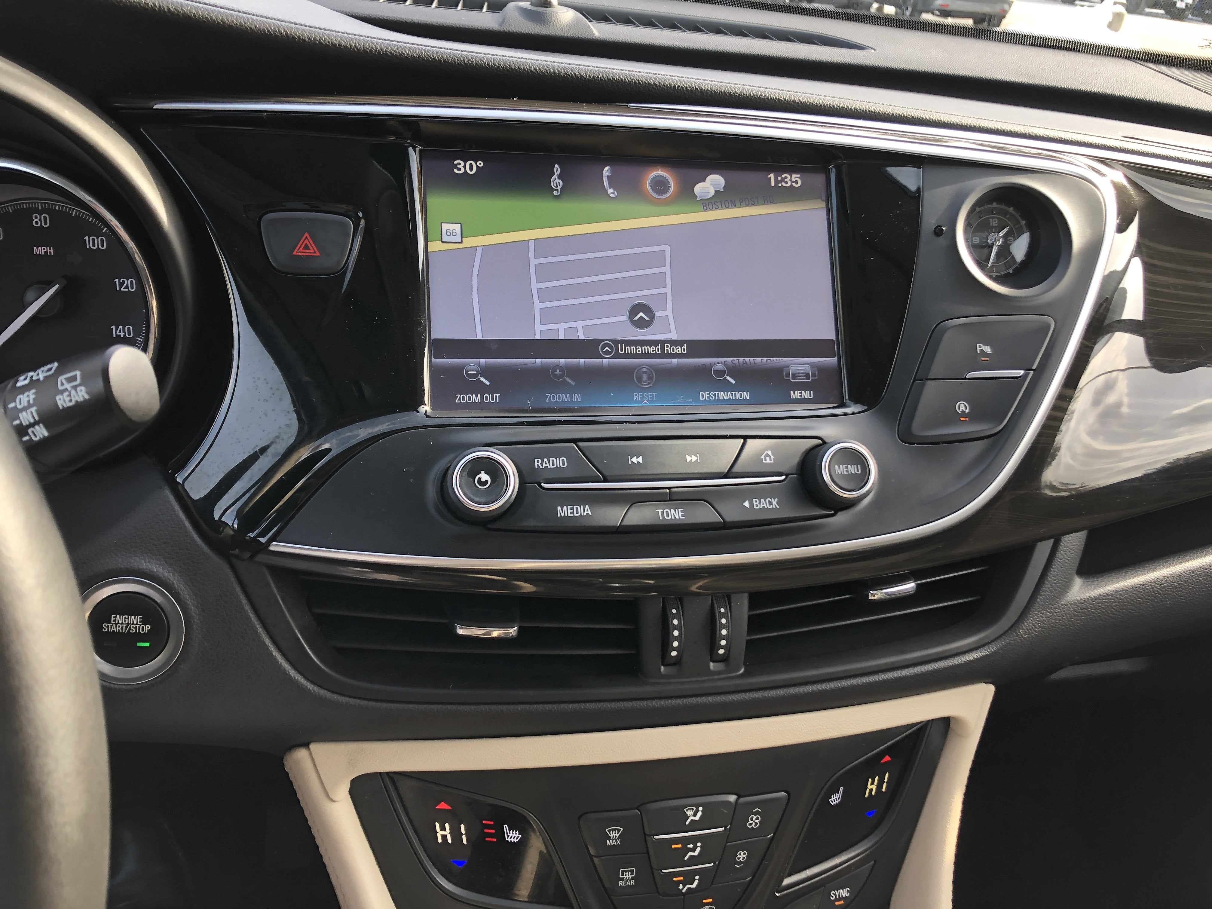 2020 Buick Envision Essence Group
