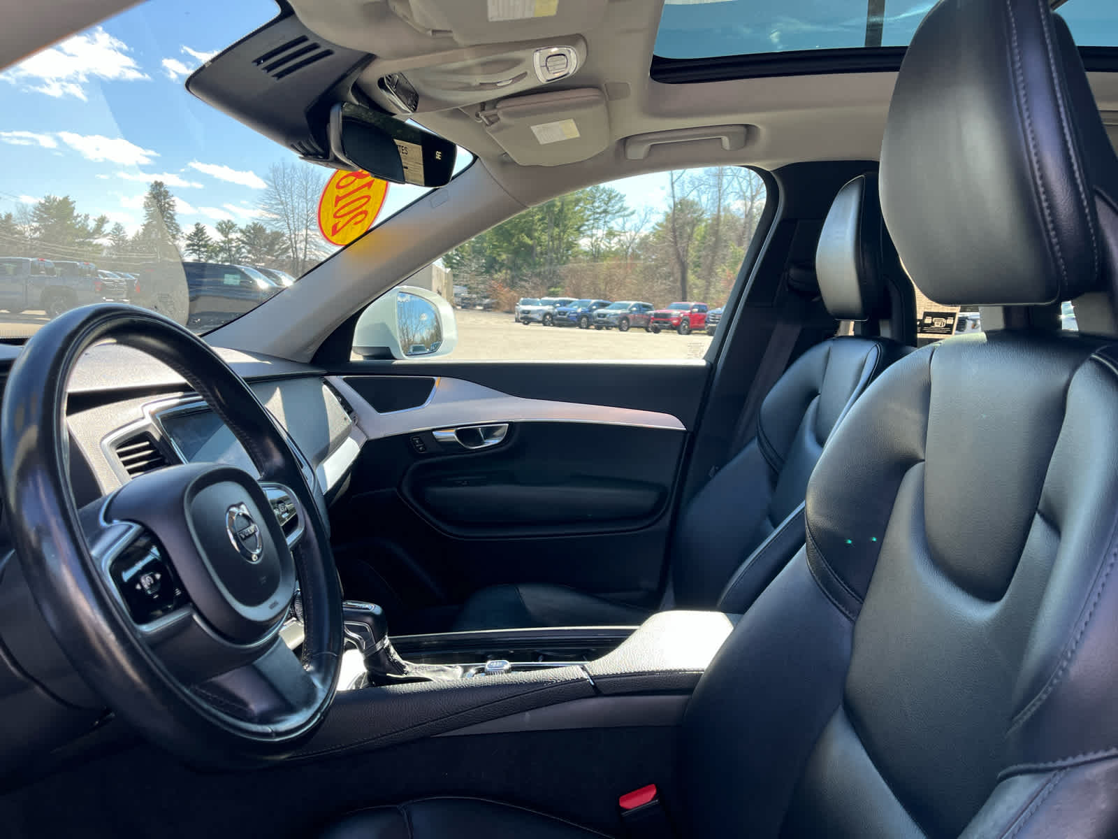 2018 Volvo XC90 Momentum