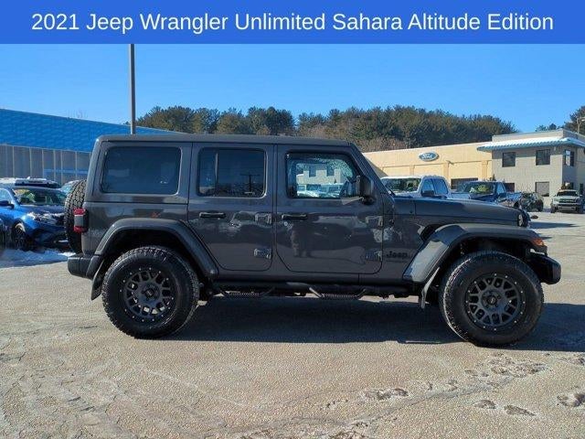 2021 Jeep Wrangler Unlimited Sahara Altitude 4x4
