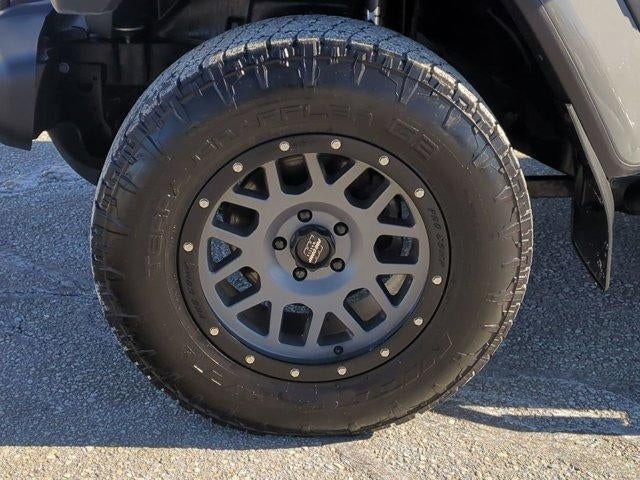 2021 Jeep Wrangler Unlimited Sahara Altitude 4x4